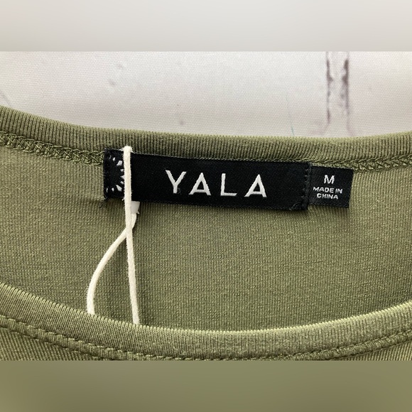 YALA  New Bamboo Moss Green Long Sleeve Crew Tee Size Medium - Picture 2 of 5